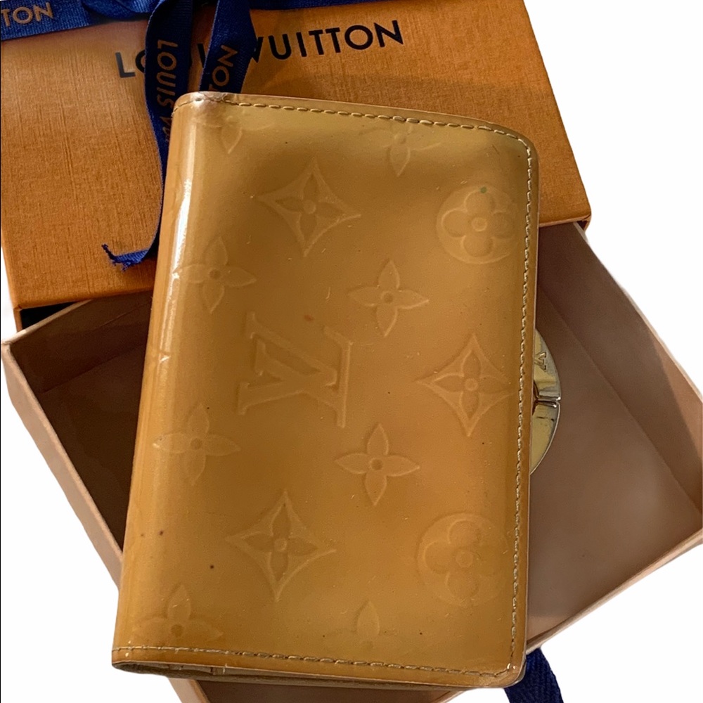 AUTHENTICATED Louis Vuitton vernis wallet W/ box - Picture 15 of 16